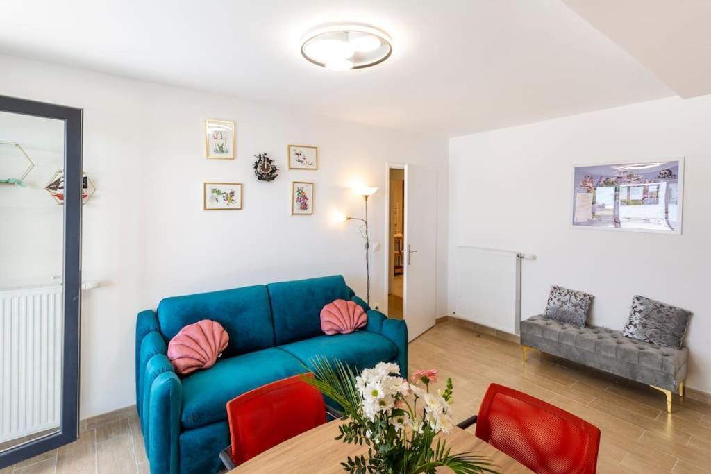 Peter Pan Lodge - 15Min Walk To Disney Chessy  Εξωτερικό φωτογραφία